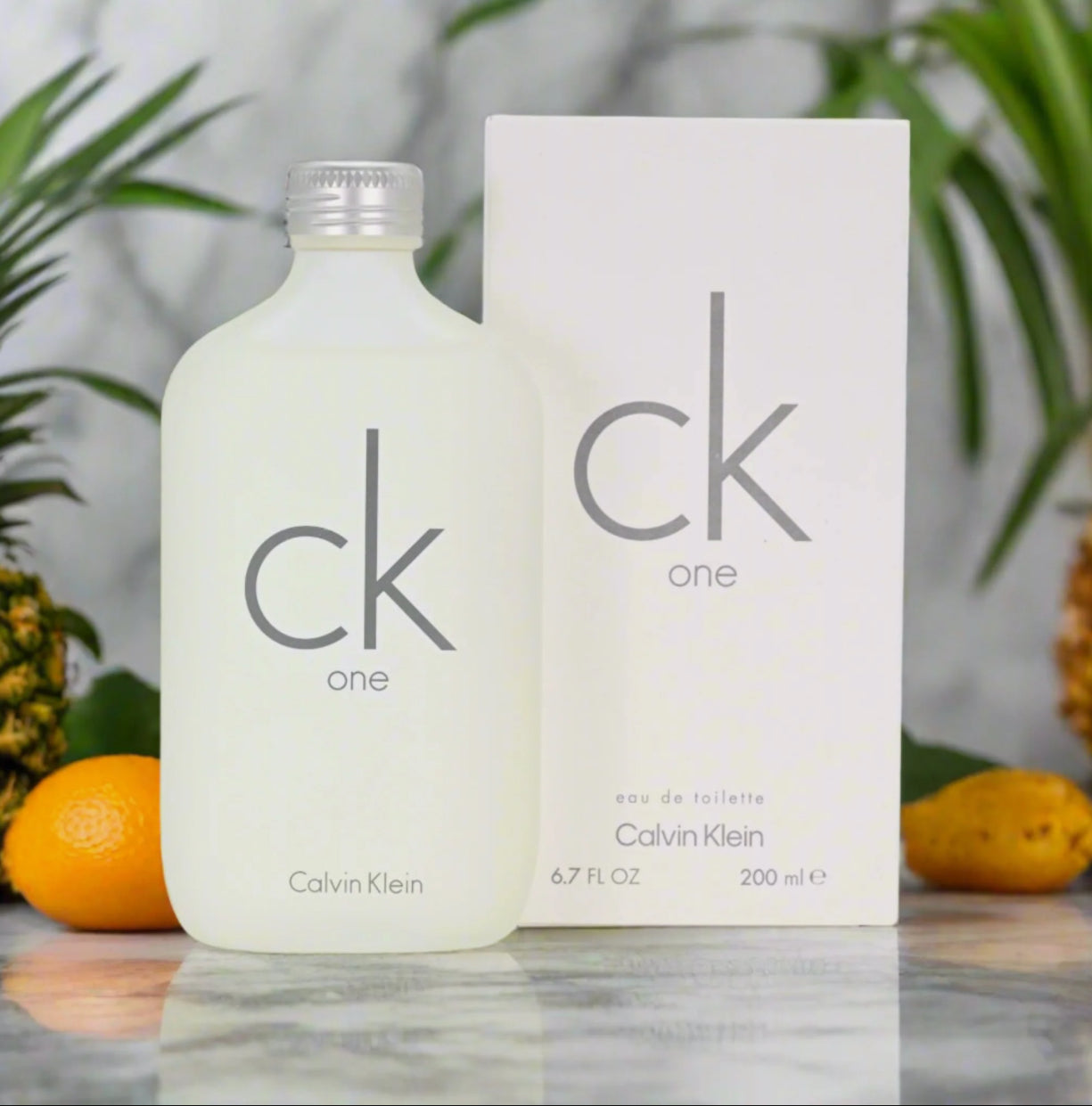 Calvin Klein CK One Eau de Toilette Spray - 200ml